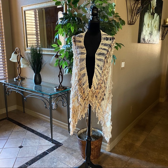 Vintage Shawl Handmade - Picture 2 of 7